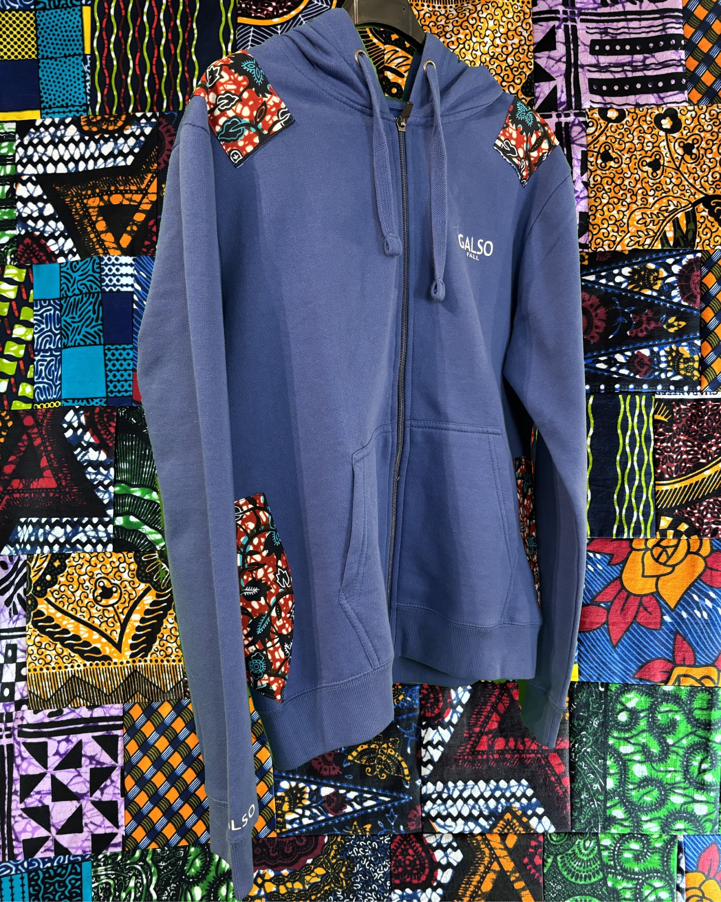 Sweat Zippé à Capuche avec Tissu Wax