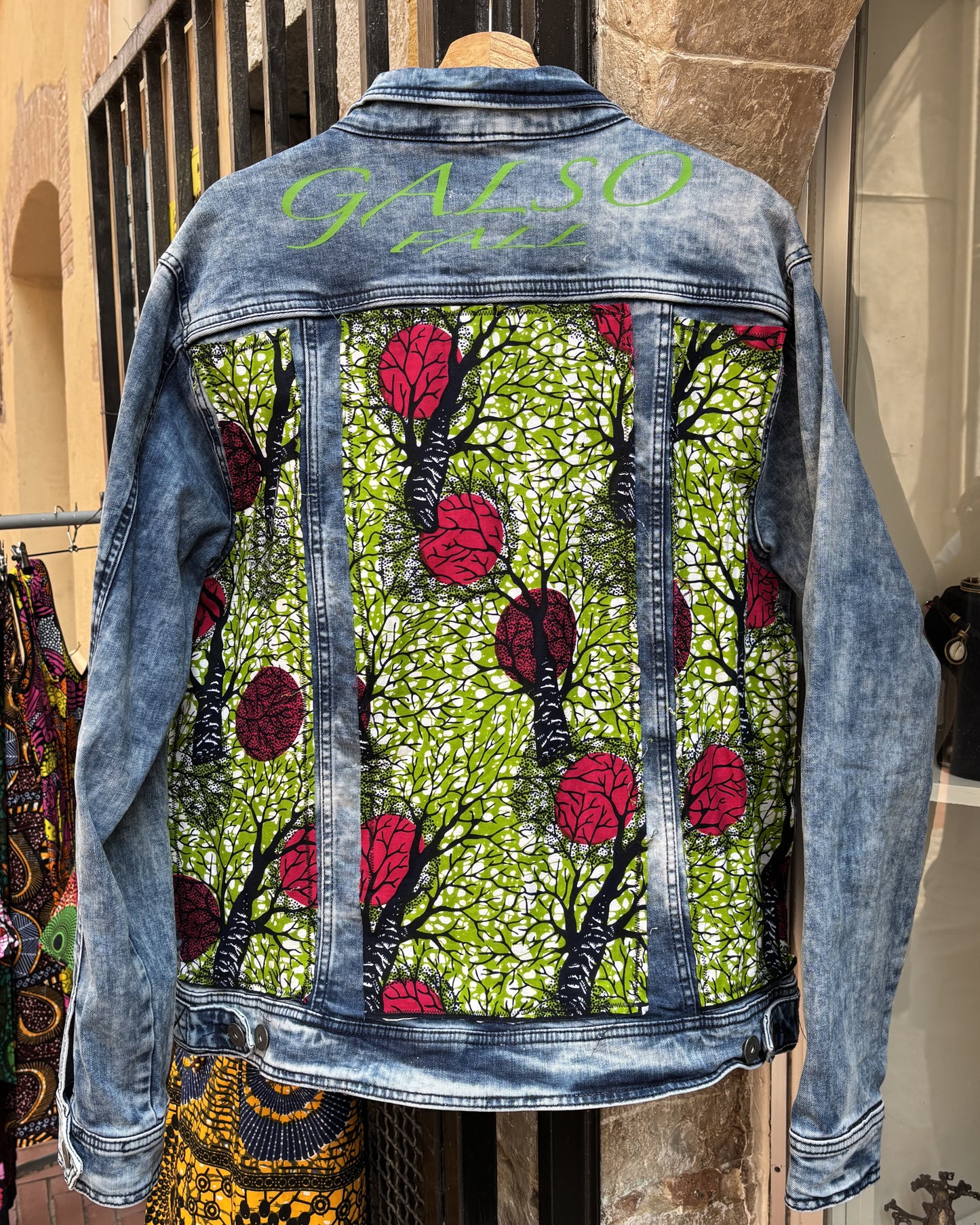 Veste en Jean Upcycling avec du wax